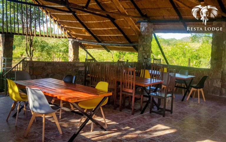 Retsa Lodge Gezebo Tables